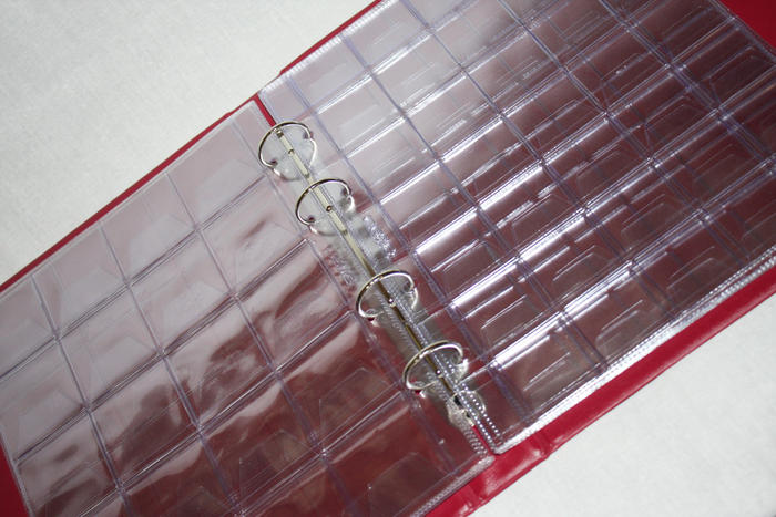 Альбом для монет вертикальный 230х270 мм, лист с клапаном Альбом для монет вертикальный 230х270 мм, лист с клапаном